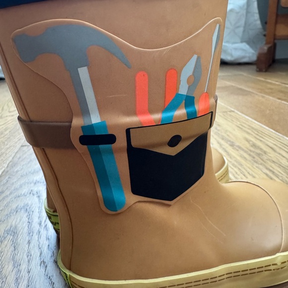 Western Chief Happy Helper Toddler Rain Boots - Picture 5 of 11